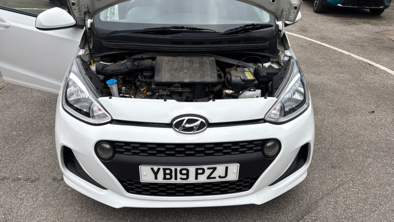 Hyundai i10 1.0 SE 5dr Petrol Hatchback